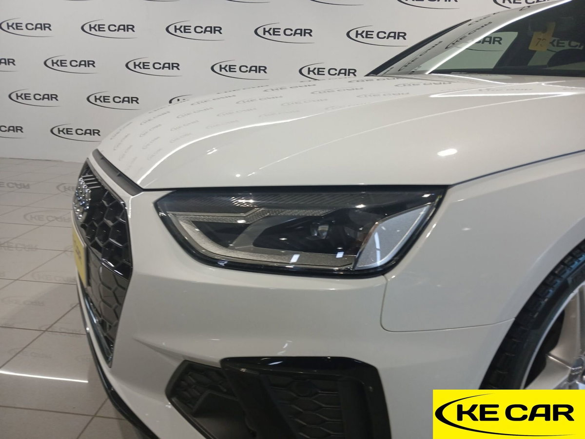 Audi A4 Avant 40 2.0 tdi mhev S line edition 204cv s-tronic (9)
