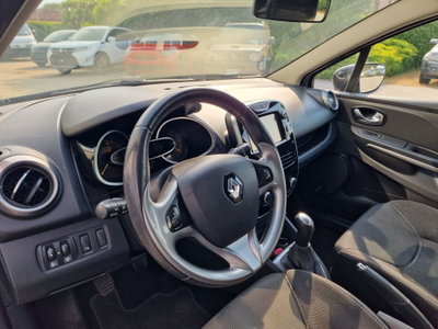 Renault Clio 1.2 75CV 5 porte Costume National (14)