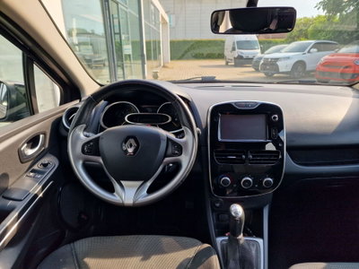 Renault Clio 1.2 75CV 5 porte Costume National (15)