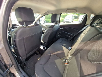 Renault Clio 1.2 75CV 5 porte Costume National (17)
