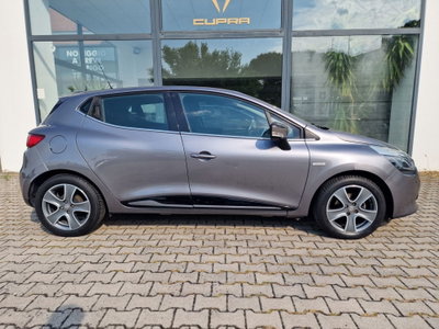 Renault Clio 1.2 75CV 5 porte Costume National (4)