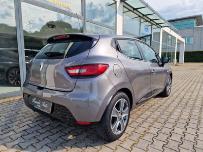 Renault Clio 1.2 75CV 5 porte Costume National (5)