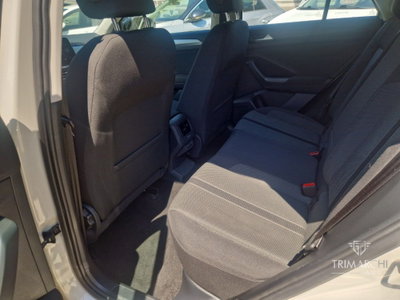 Volkswagen T-Roc 1.0 tsi Life 115cv (10)