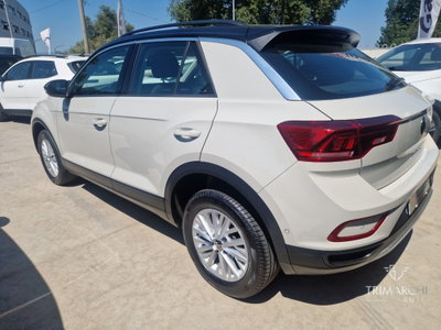 Volkswagen T-Roc 1.0 tsi Life 115cv (4)