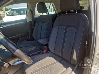Volkswagen T-Roc 1.0 tsi Life 115cv (8)