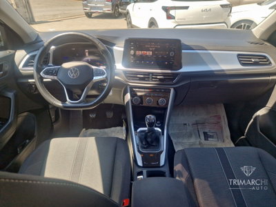 Volkswagen T-Roc 1.0 tsi Life 115cv (9)
