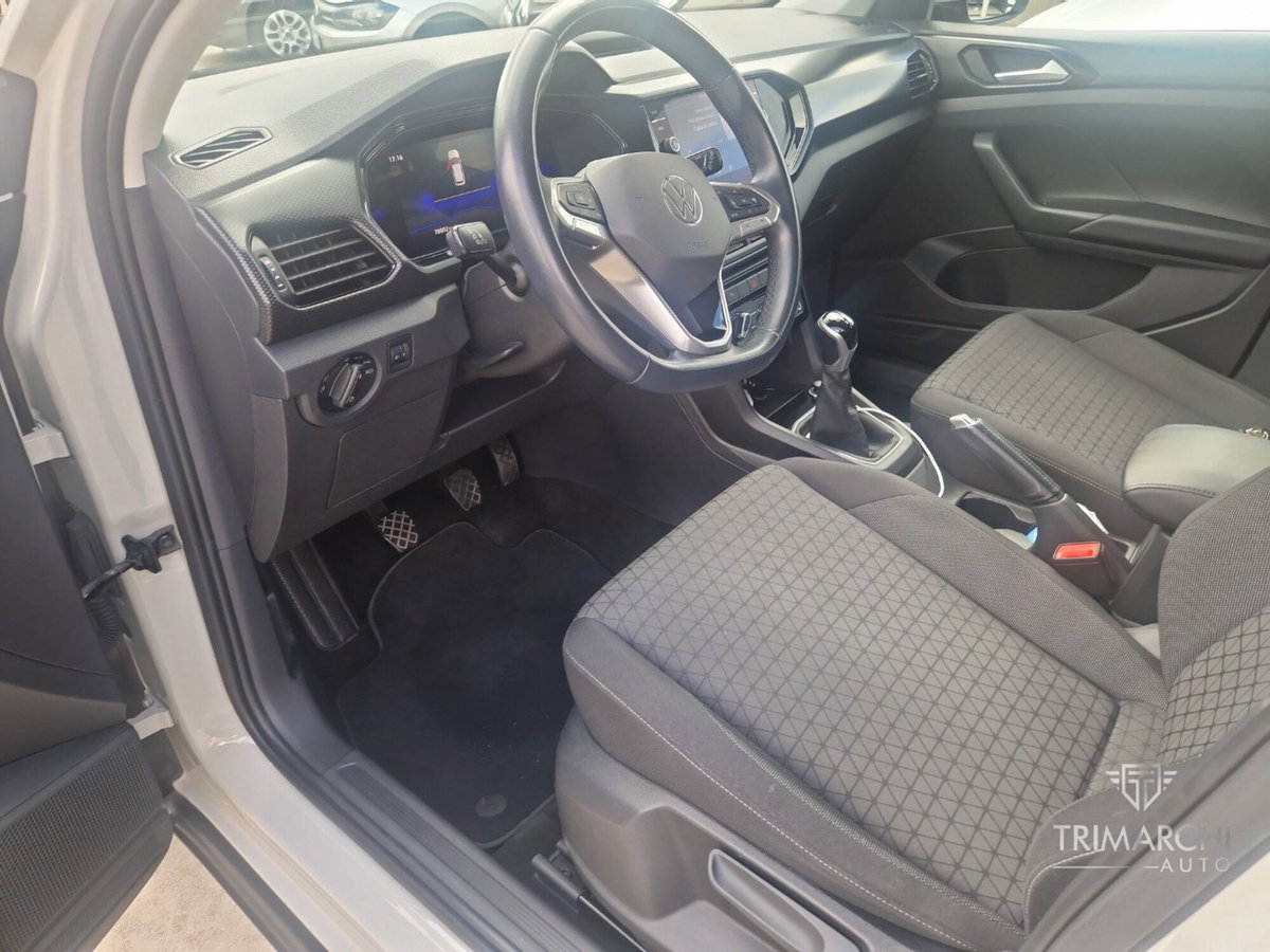 Volkswagen T-Cross 1.0 TSI Style BMT (6)