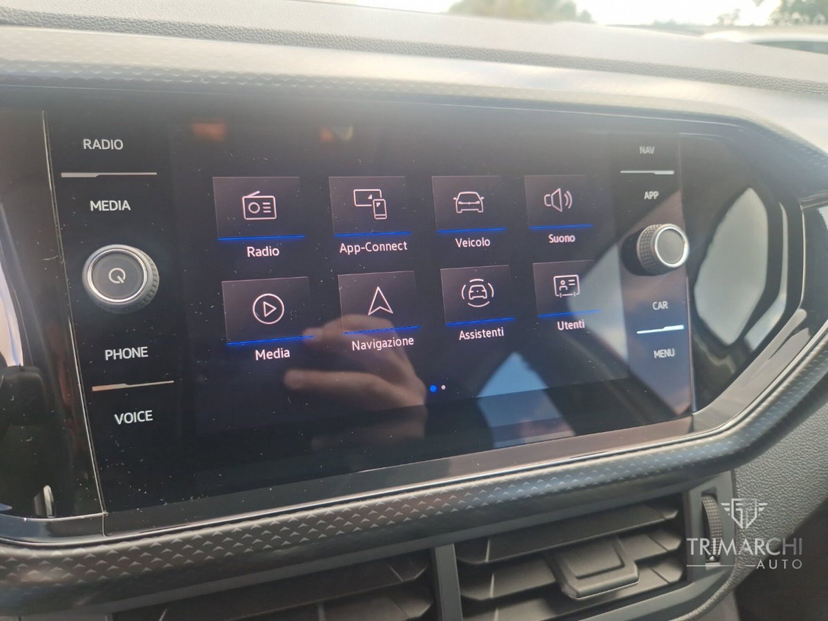 Volkswagen T-Cross 1.0 TSI Style BMT (8)