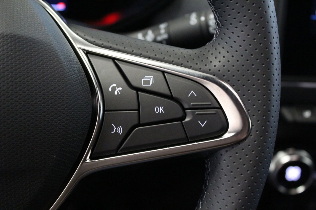Renault Clio 1.0 eco-g Techno 100cv (16)