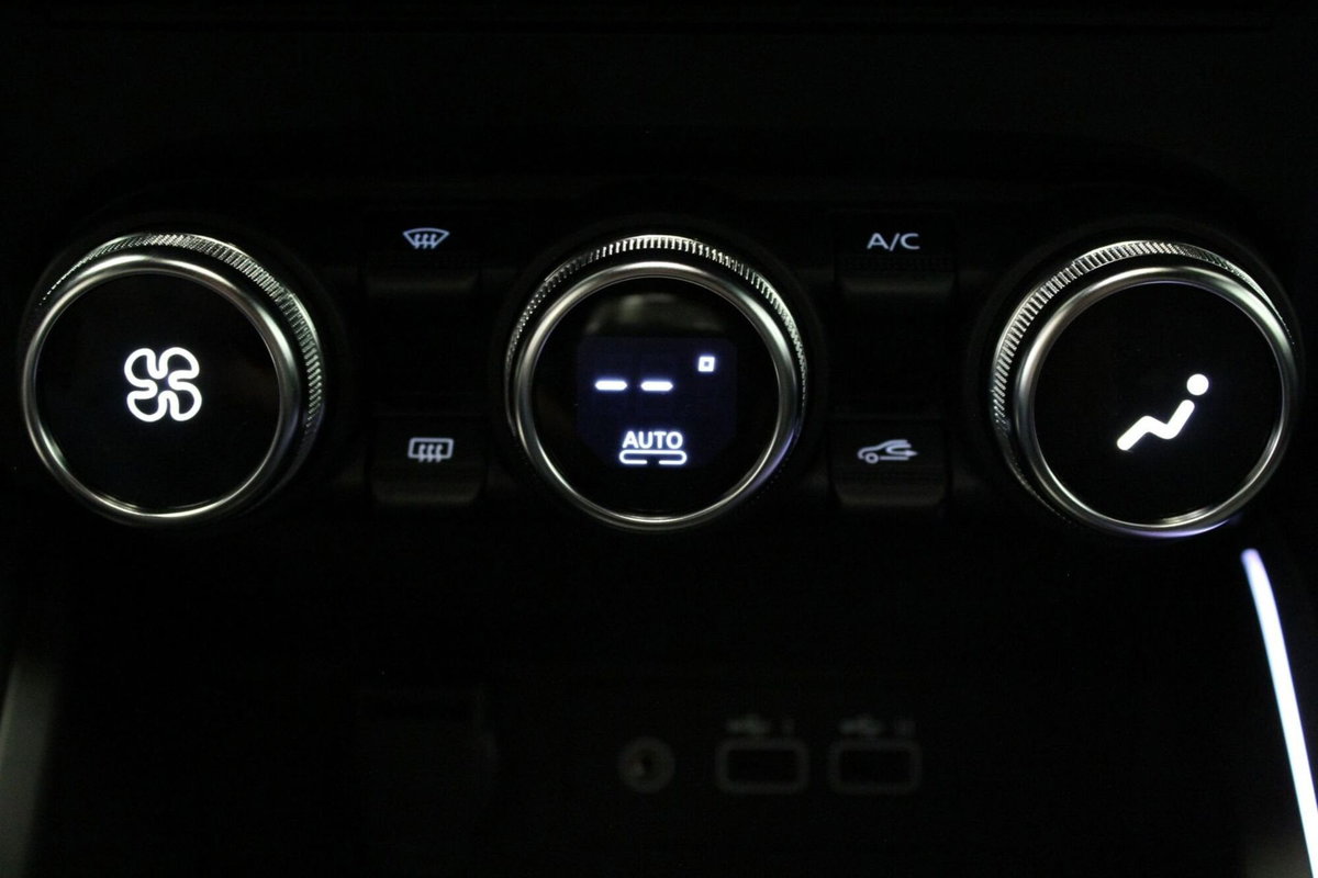 Renault Clio 1.0 eco-g Techno 100cv (20)