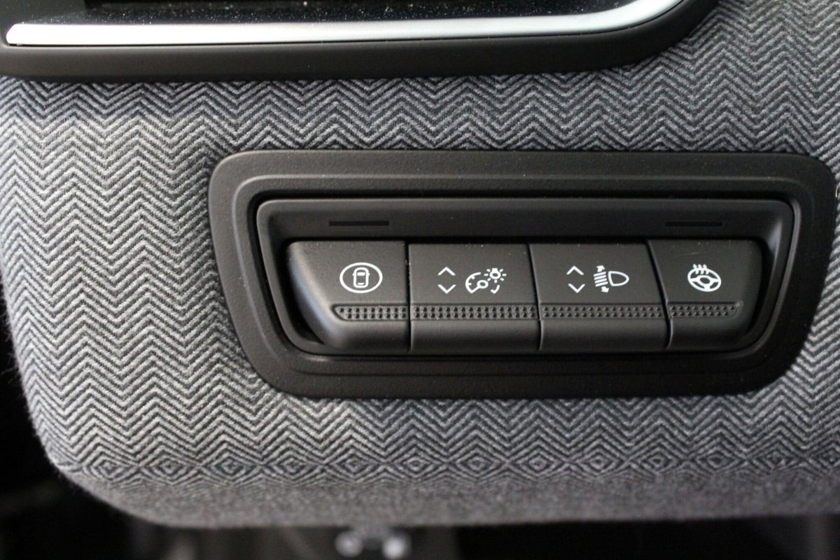 Renault Clio 1.0 eco-g Techno 100cv (10)