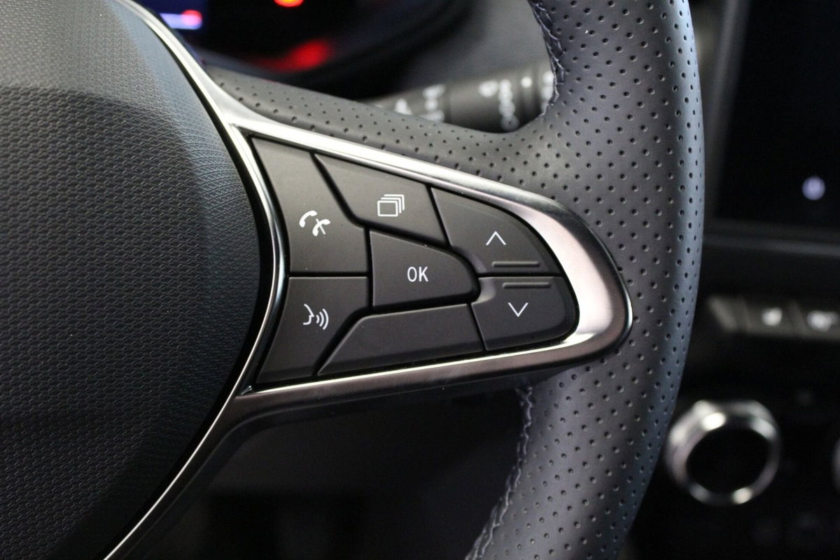 Renault Clio 1.0 eco-g Techno 100cv (15)