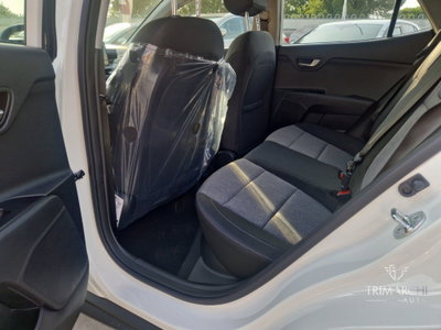 Kia Stonic 1.0 t-gdi mhev Style (12)