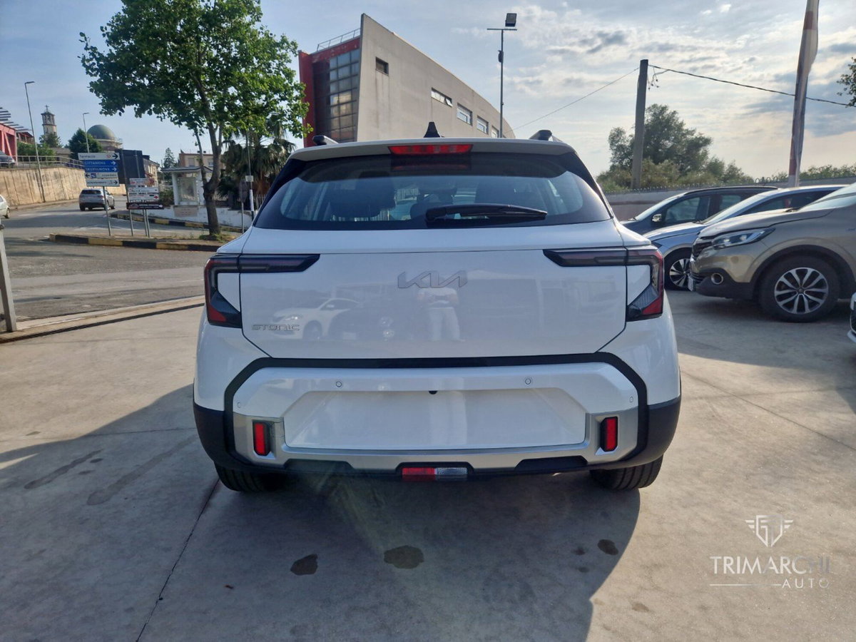 Kia Stonic 1.0 t-gdi mhev Style (6)
