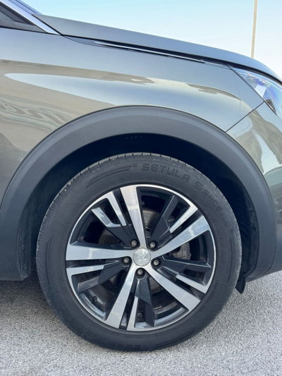 Peugeot 3008 BlueHDi 130 S&S EAT8 Active Business (18)