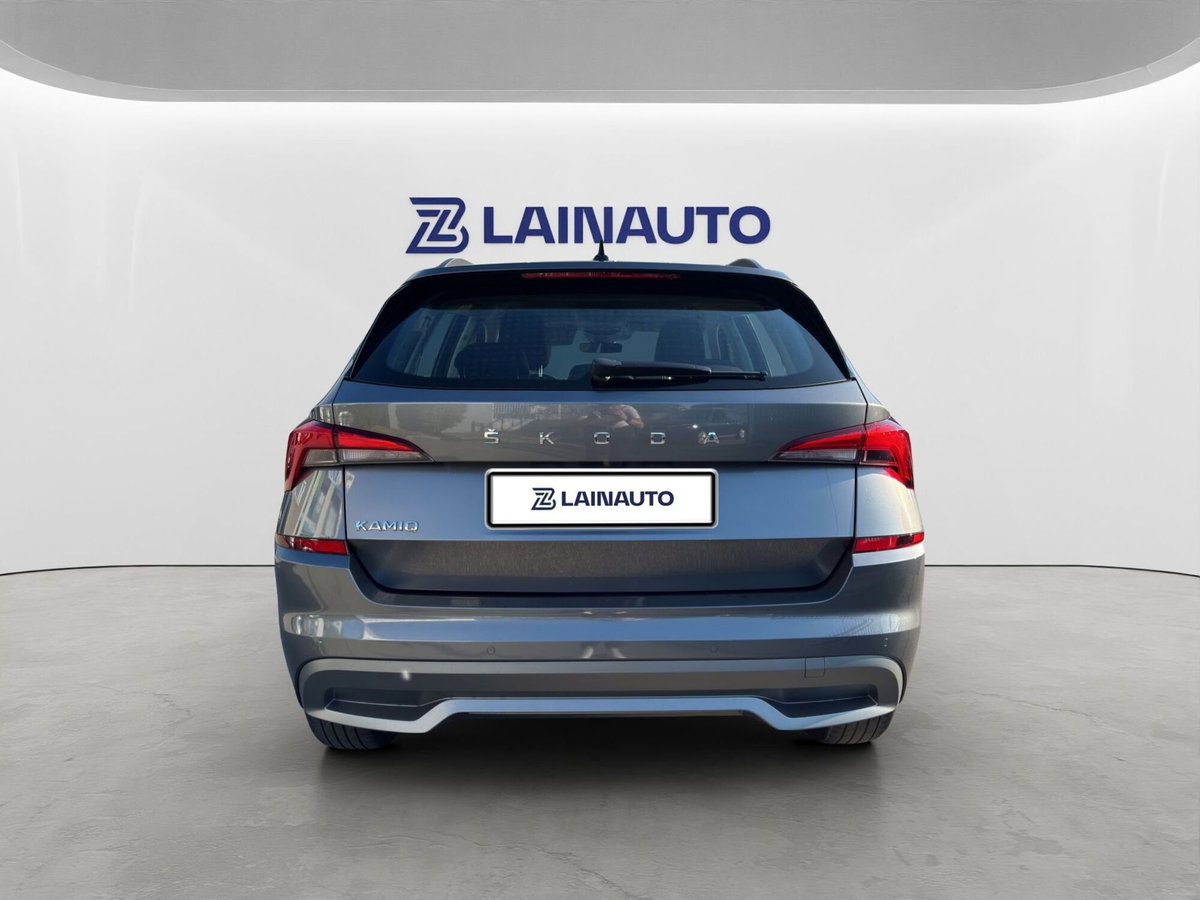 Skoda Kamiq 1.0 TSI 110 CV DSG Ambition (5)