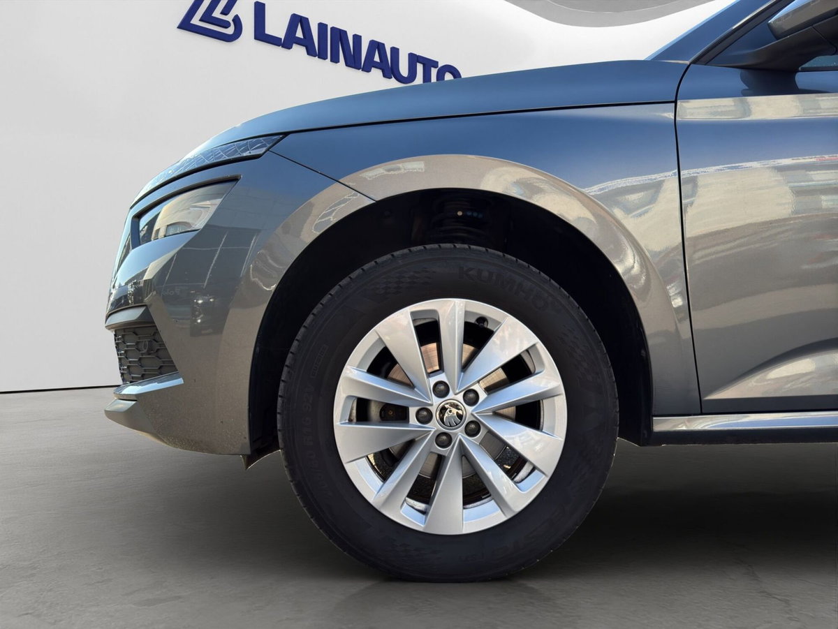 Skoda Kamiq 1.0 TSI 110 CV DSG Ambition (9)