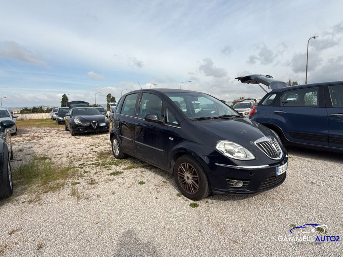 Lancia Musa 1.4 Argento Ecochic GPL (3)