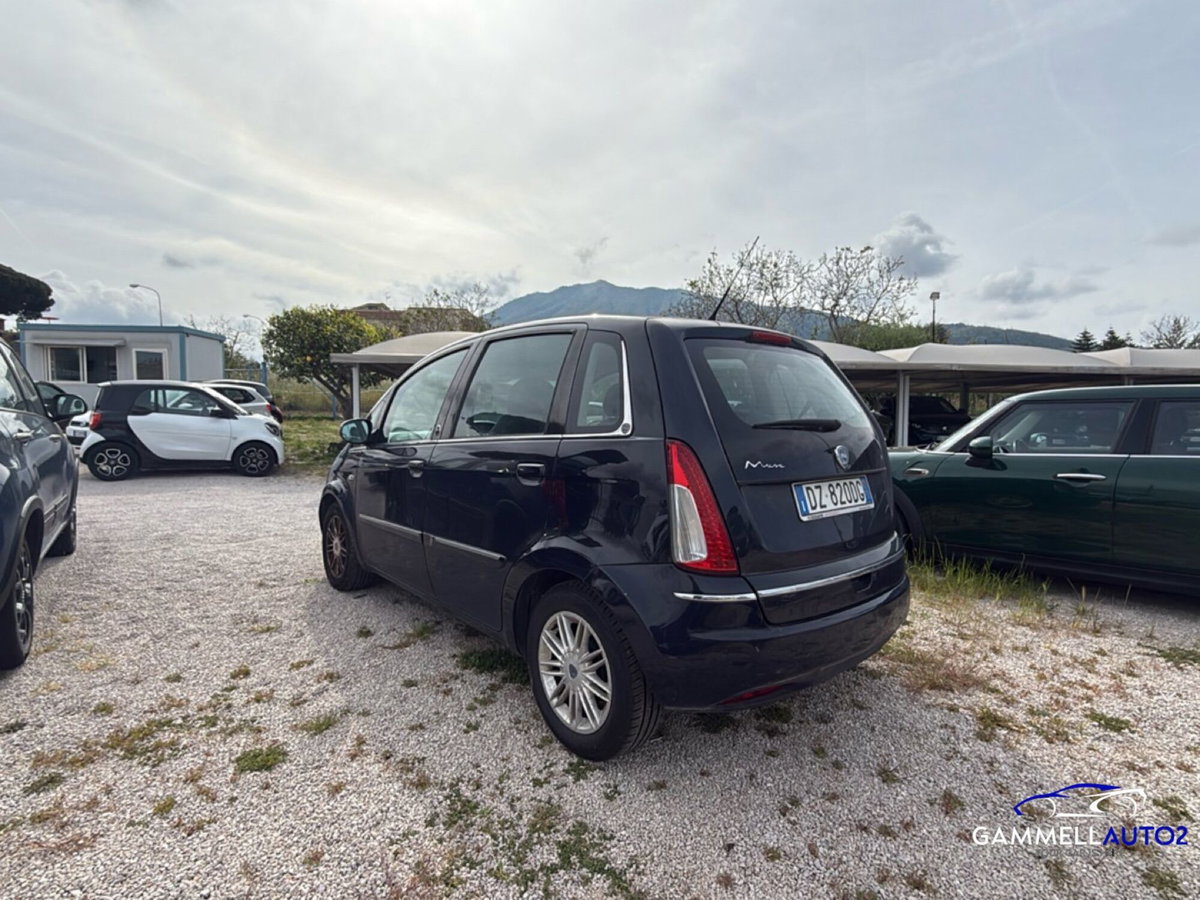 Lancia Musa 1.4 Argento Ecochic GPL (6)