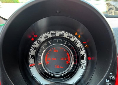 Fiat 500 1.0 Hybrid Red (13)