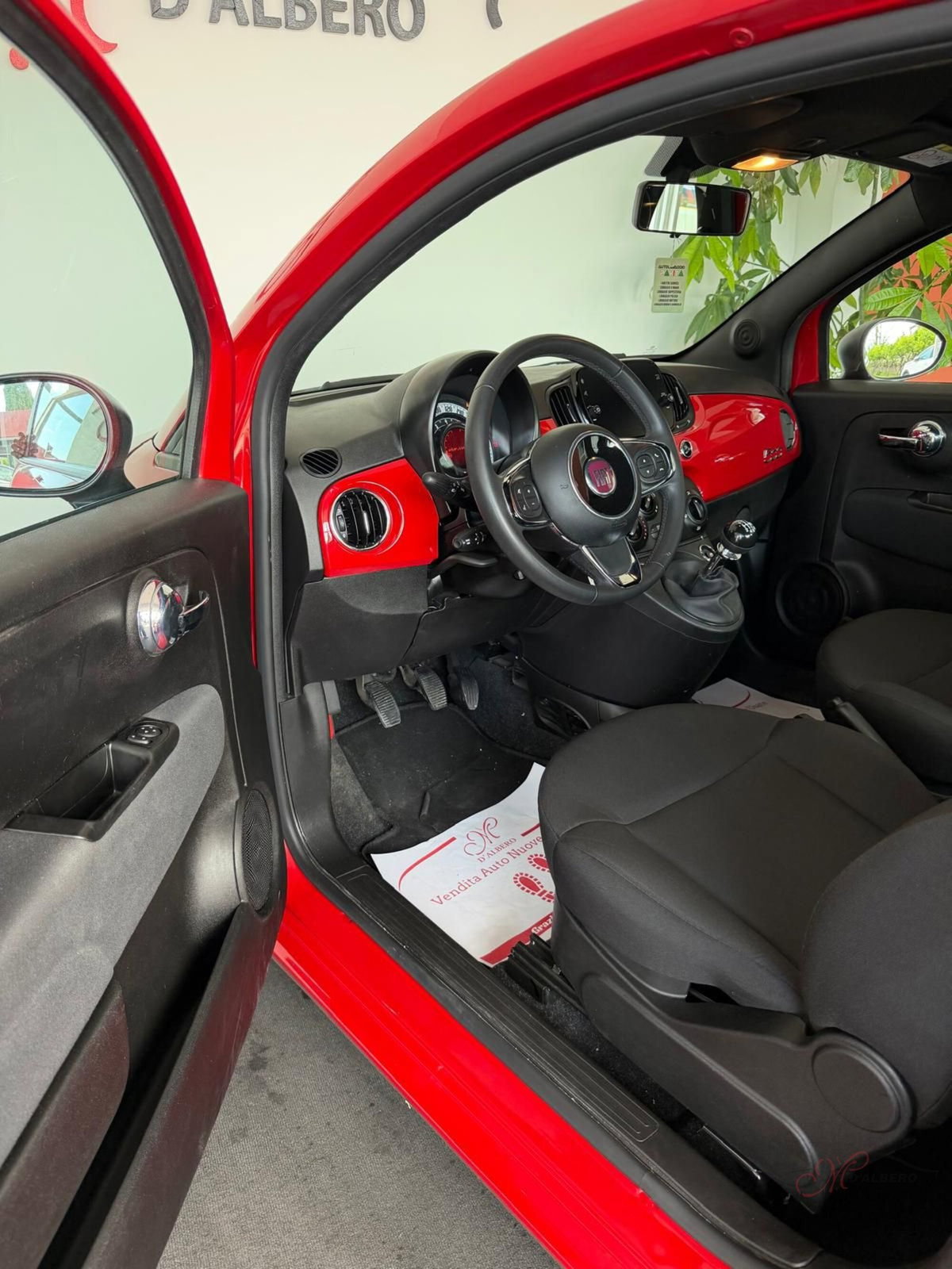 Fiat 500 1.0 Hybrid Red (7)