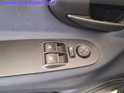 Lancia Ypsilon 1.0 FireFly 5 porte S&S Hybrid Ecochic Gold (13)