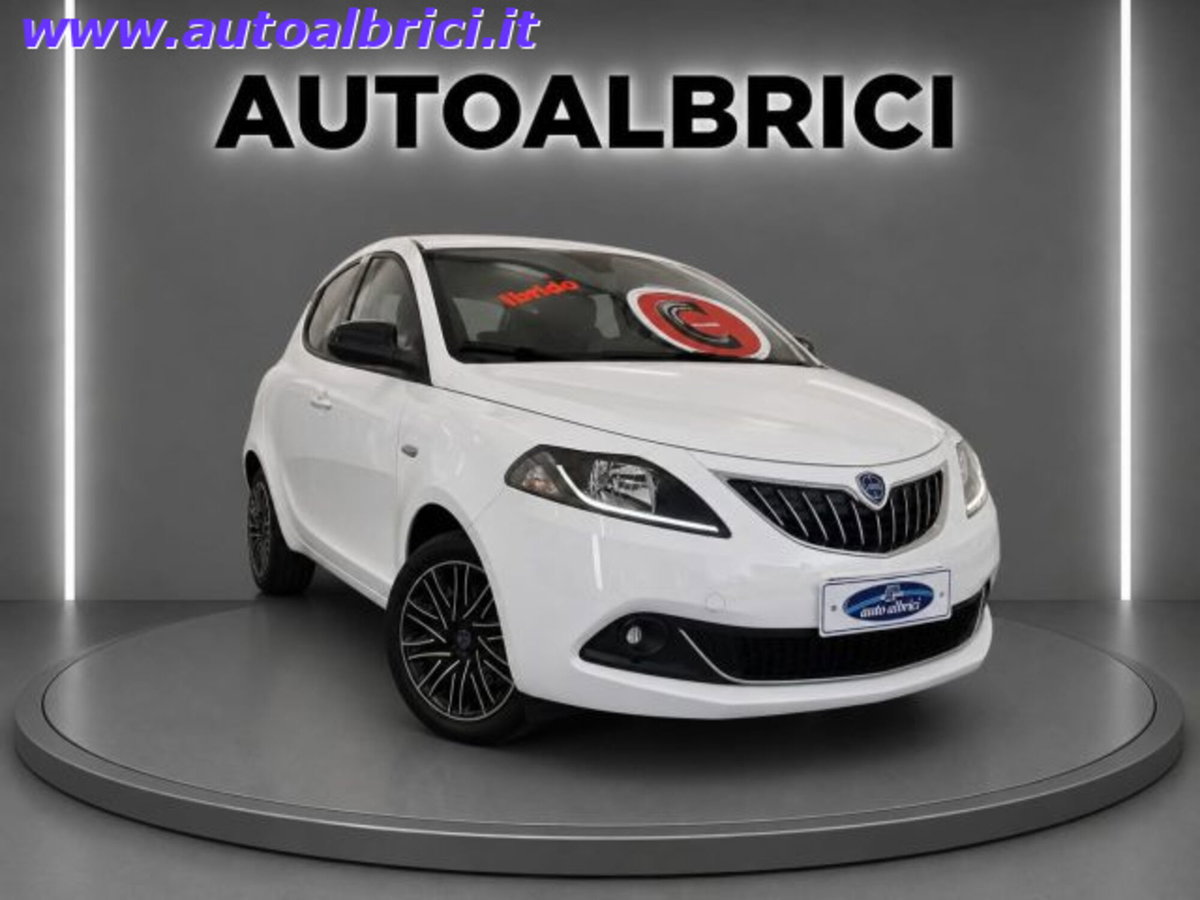 Lancia Ypsilon 1.0 FireFly 5 porte S&S Hybrid Gold Plus
