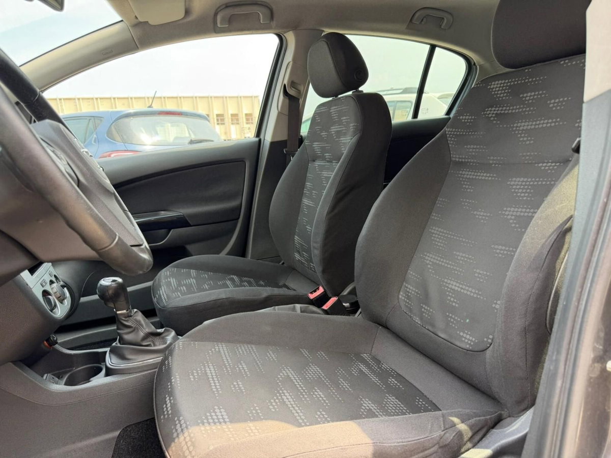Opel Corsa 1.3 CDTI 75CV 5 porte Cosmo (11)