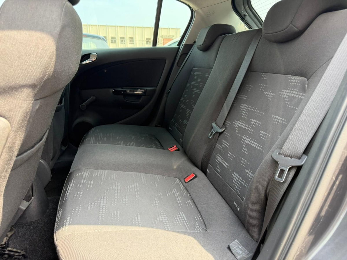 Opel Corsa 1.3 CDTI 75CV 5 porte Cosmo (12)