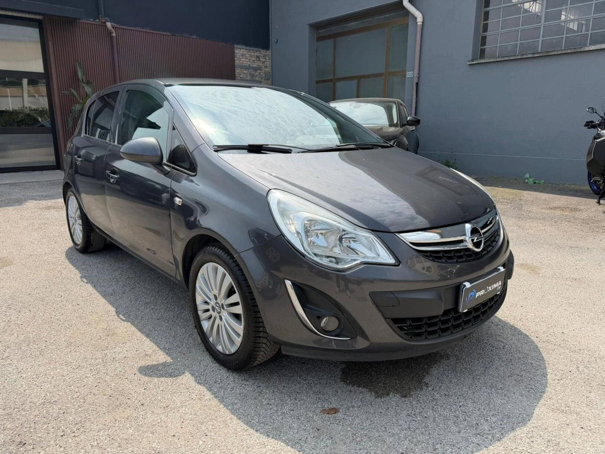 Opel Corsa 1.3 CDTI 75CV 5 porte Cosmo (4)