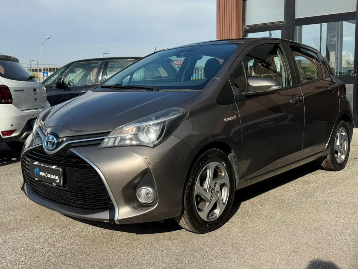 Toyota Yaris 1.5 Hybrid 5 porte Active