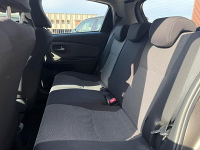 Toyota Yaris 1.5 Hybrid 5 porte Active (11)