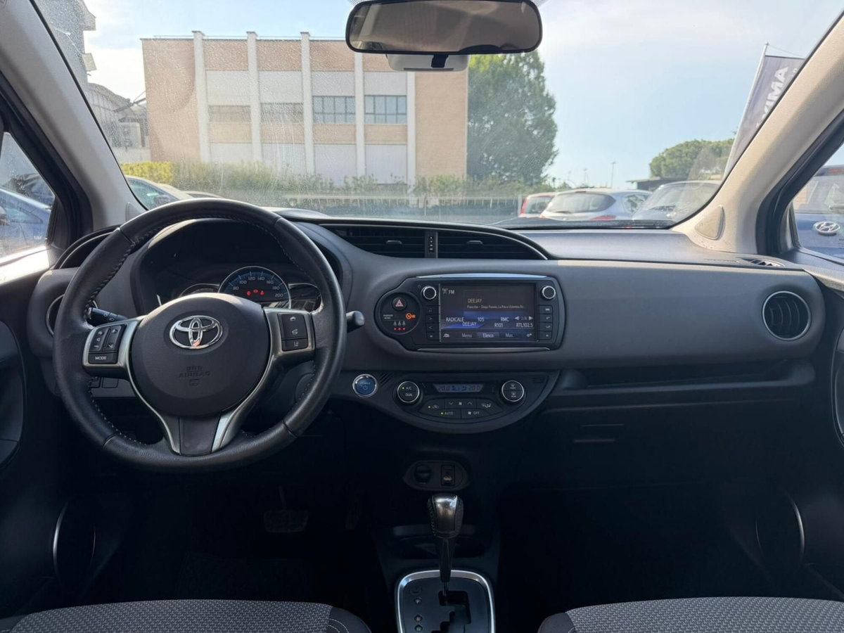 Toyota Yaris 1.5 Hybrid 5 porte Active (12)
