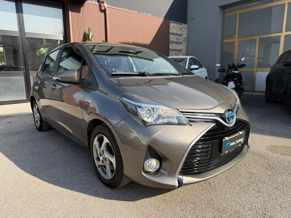 Toyota Yaris 1.5 Hybrid 5 porte Active (4)