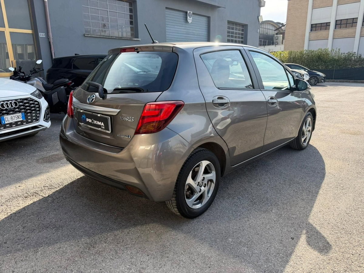 Toyota Yaris 1.5 Hybrid 5 porte Active (6)