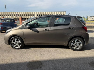 Toyota Yaris 1.5 Hybrid 5 porte Active (9)
