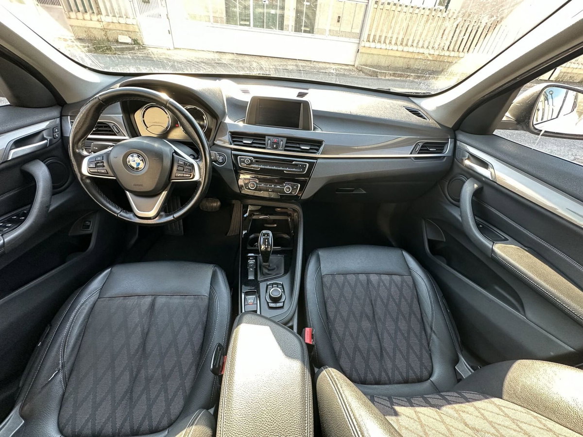 BMW X1 sDrive 18d Msport (10)