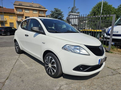 Lancia Ypsilon 1.2 69 CV 5 porte GPL Ecochic Elefantino Blu (3)