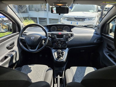 Lancia Ypsilon 1.2 69 CV 5 porte GPL Ecochic Elefantino Blu (9)