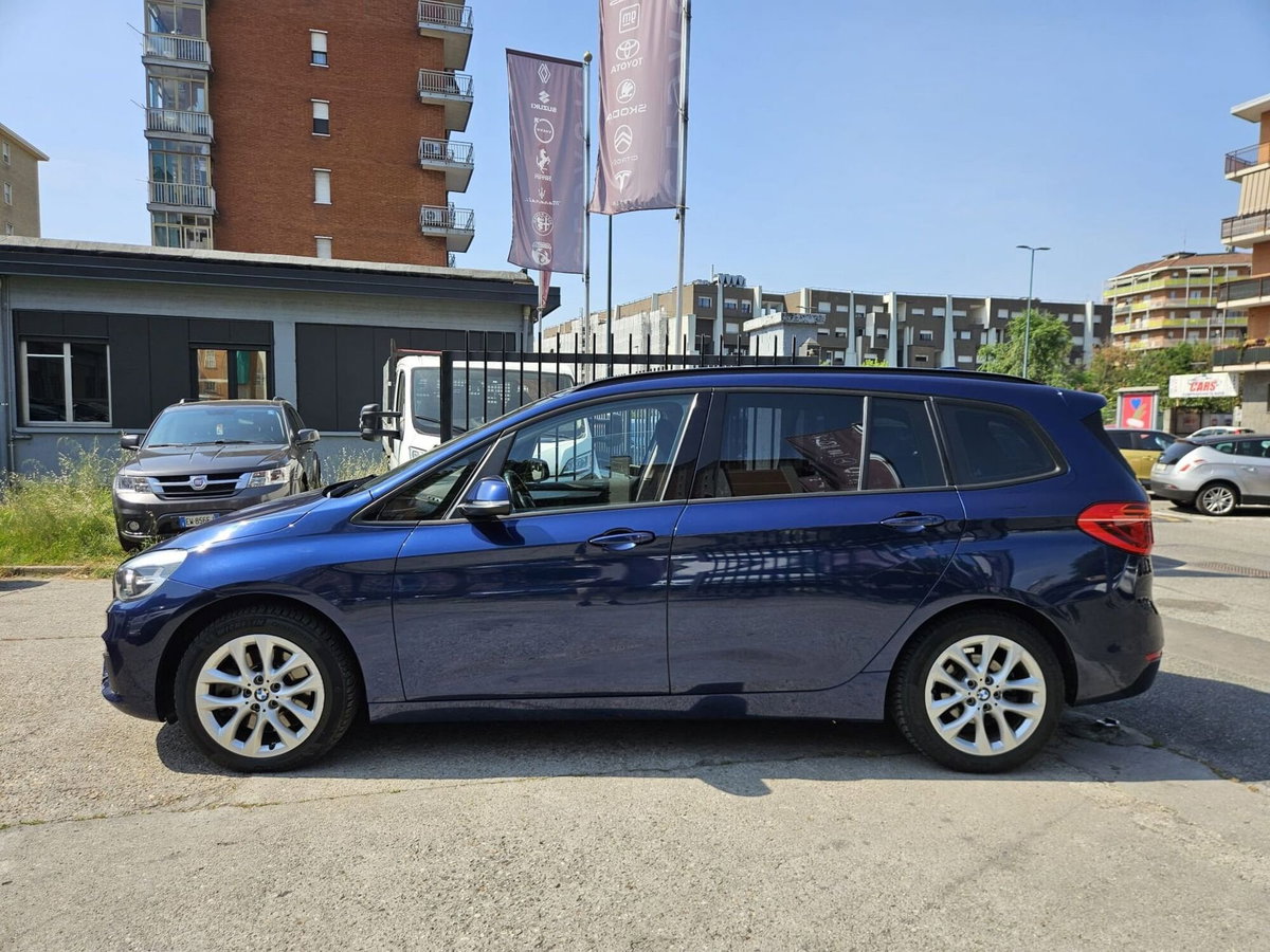 BMW Serie 2 Gran Tourer 220d (2)