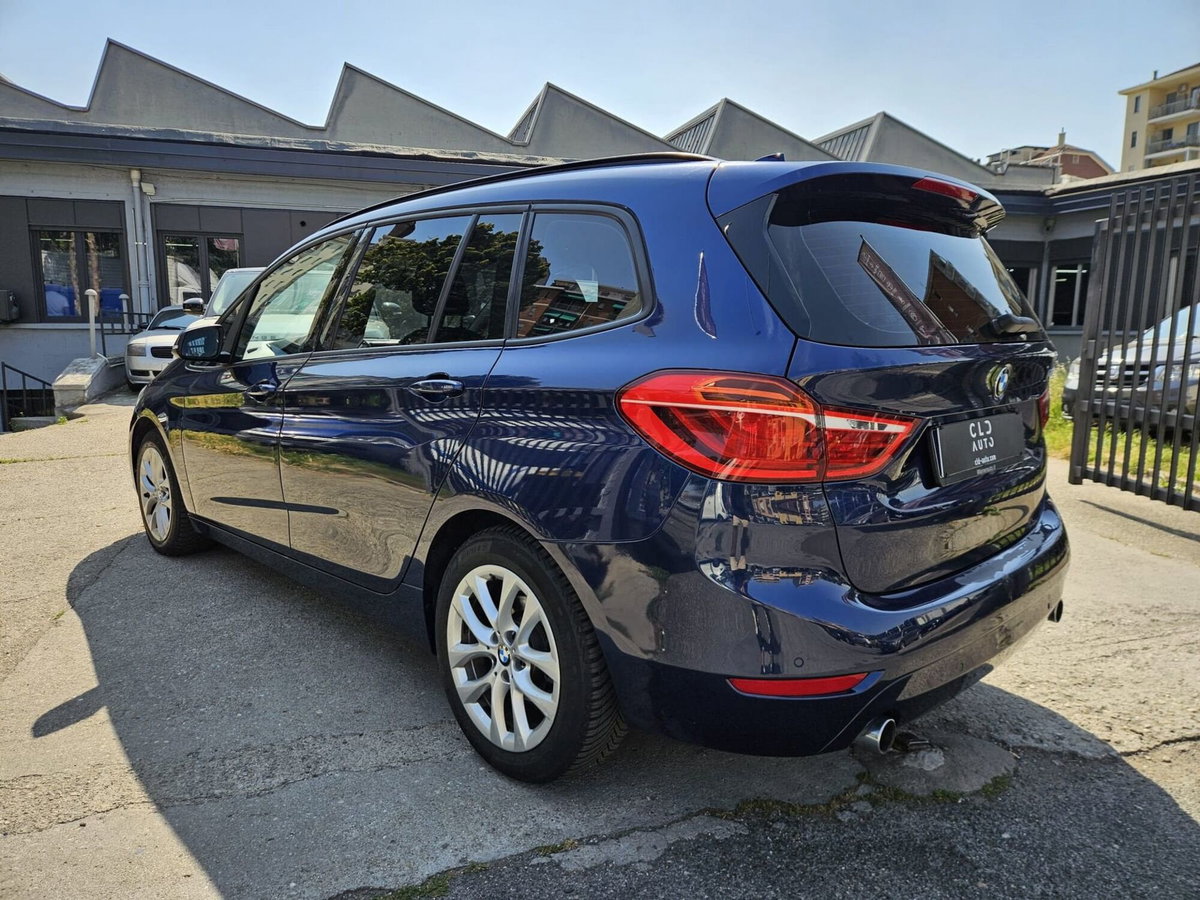 BMW Serie 2 Gran Tourer 220d (5)