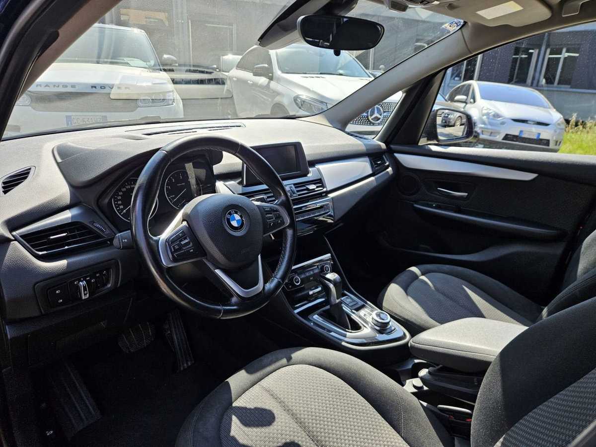 BMW Serie 2 Gran Tourer 220d (6)