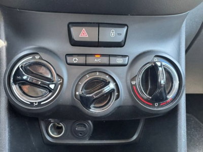 Peugeot 208 1.2 puretech Active s&s 100cv (9)