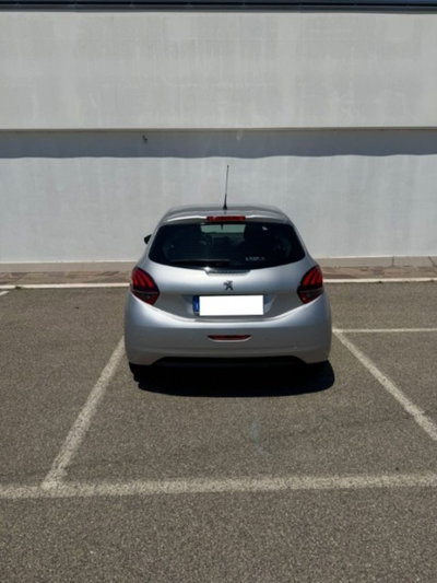 Peugeot 208 1.2 puretech Active s&s 100cv (2)
