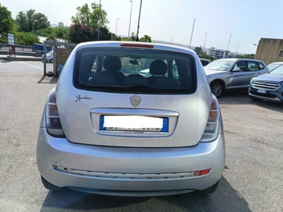 Lancia Ypsilon 1.2 Argento (8)
