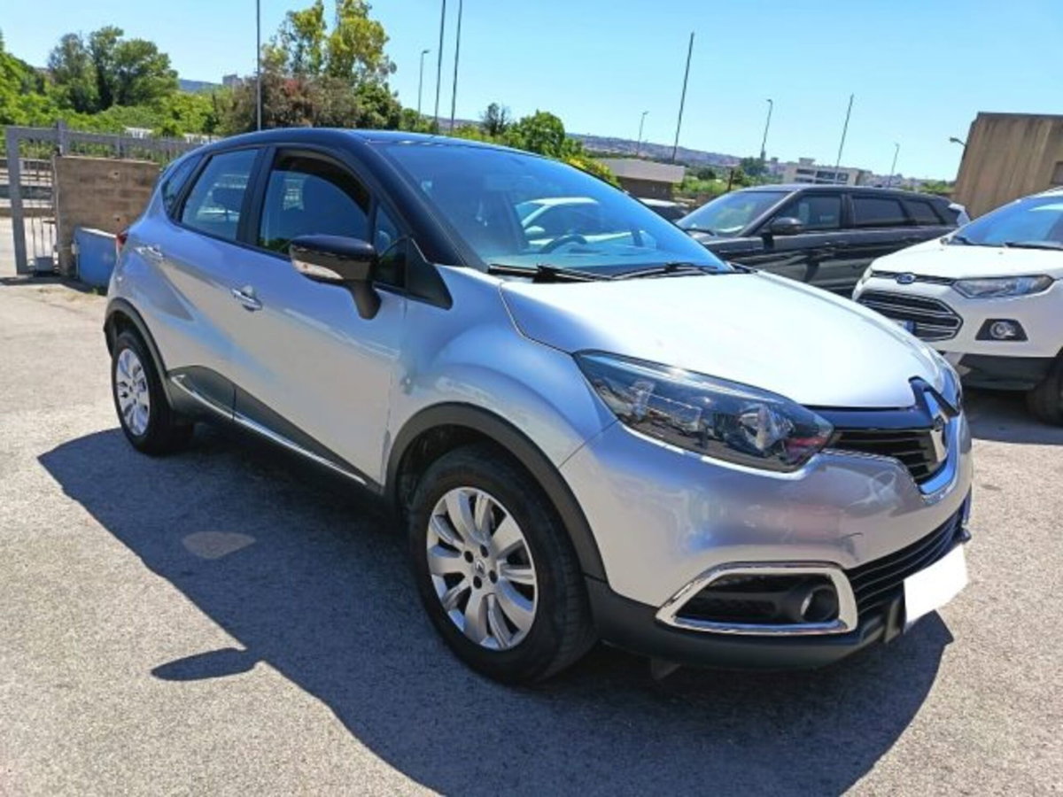 Renault Captur 1.5 dCi 8V 90 CV EDC Energy R-Link (2)