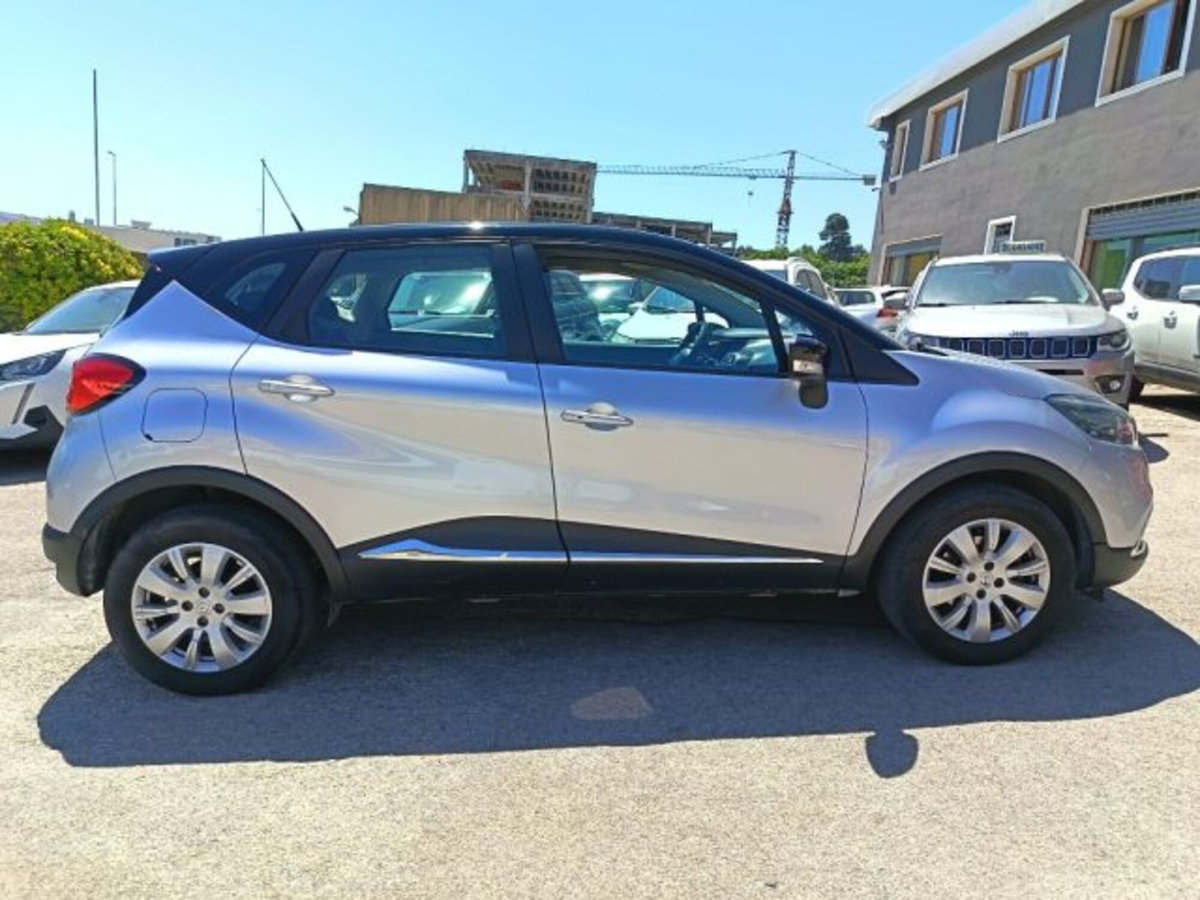 Renault Captur 1.5 dCi 8V 90 CV EDC Energy R-Link (7)