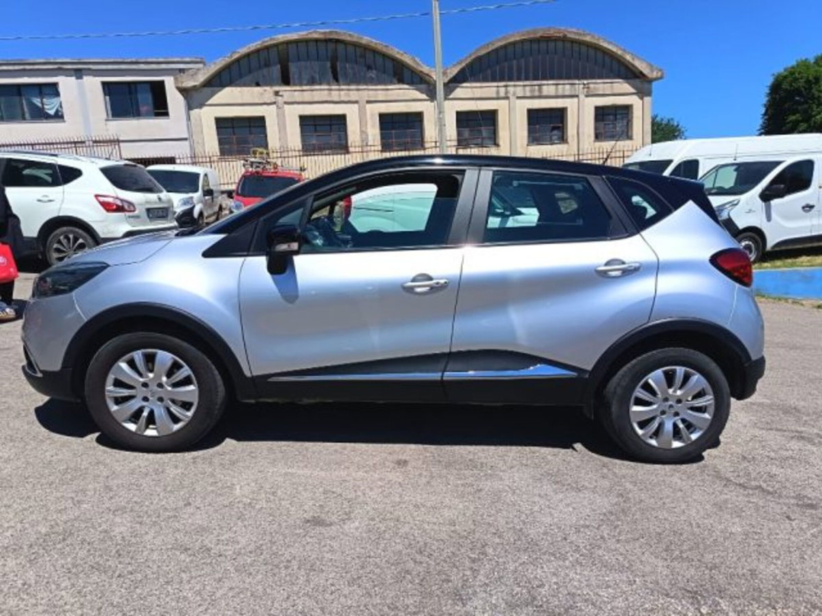 Renault Captur 1.5 dCi 8V 90 CV EDC Energy R-Link (8)