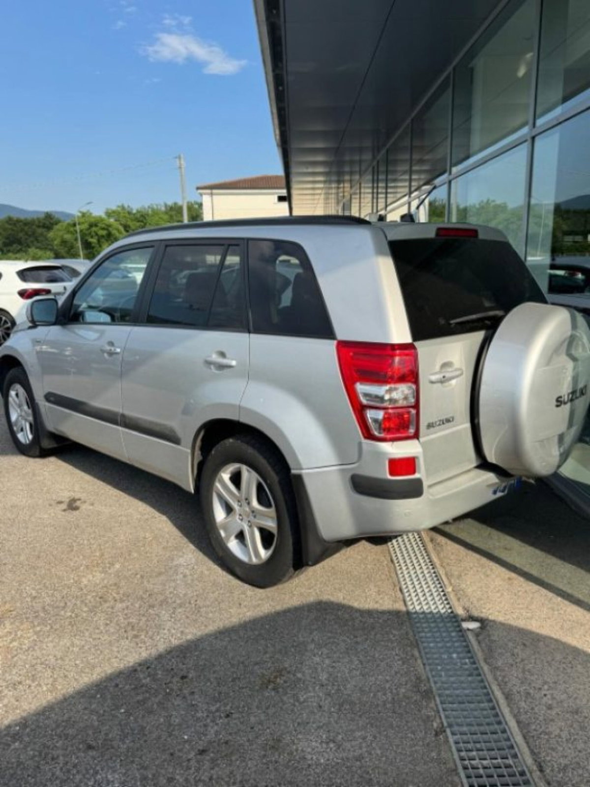 Suzuki Grand Vitara 1.9 DDiS 5 porte Executive 2008 (5)