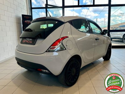 Lancia Ypsilon 1.2 69 CV 5 porte Elefantino Blu (3)